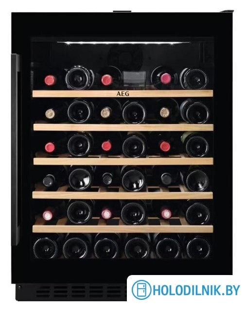 Винный шкаф AEG AWS4052B5B