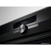 Электрический духовой шкаф AEG KMK965090T
