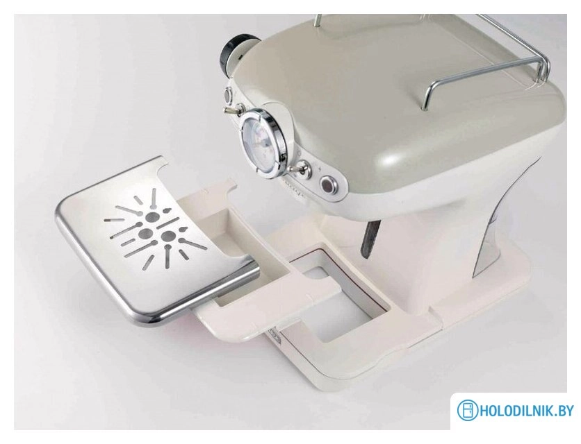 Рожковая помповая кофеварка Ariete Classica 1389/13