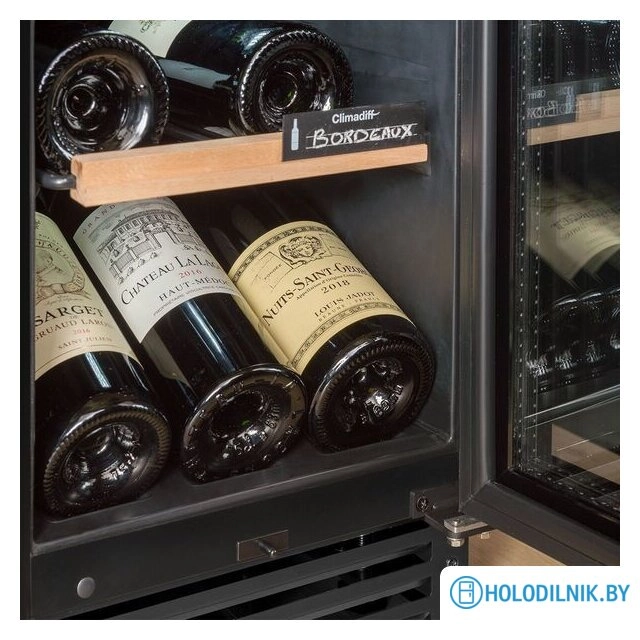 Винный шкаф Avintage AVU23TB1