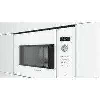 Микроволновая печь Bosch BFL524MW0