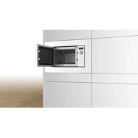 Микроволновая печь Bosch BFL623MW3