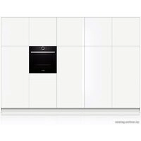 Электрический духовой шкаф Bosch HBG675BB1