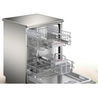 Отдельностоящая посудомоечная машина Bosch Serie 4 SMS4EKI06E