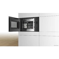 Микроволновая печь Bosch Serie 6 BEL554MB0