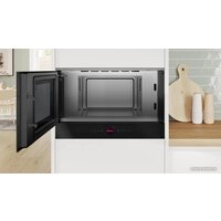 Микроволновая печь Bosch Serie 8 BFL9221B1