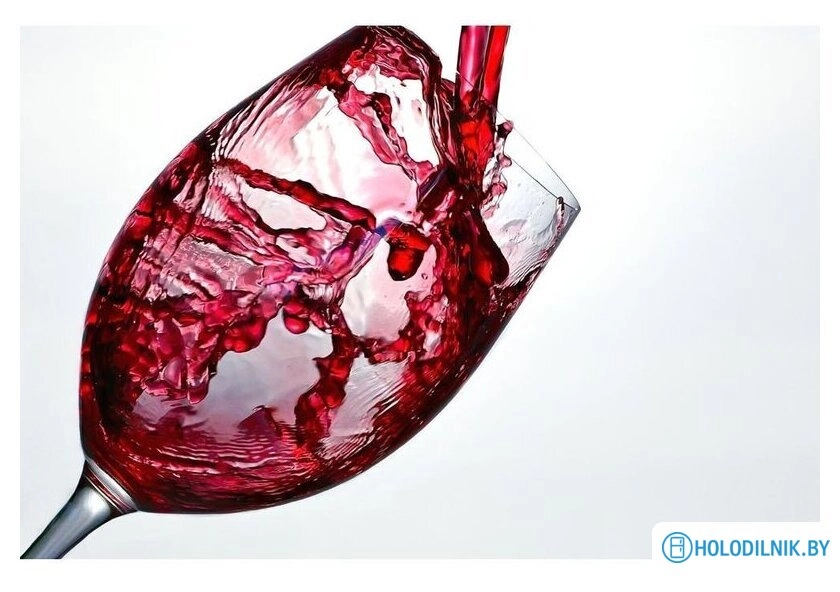 Винный шкаф CASO WineComfort 24 (черный)