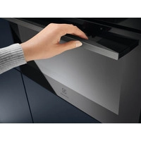 Электрический духовой шкаф Electrolux CombiQuick 800 KVLBE08H