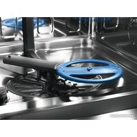 Встраиваемая посудомоечная машина Electrolux EEC67310L