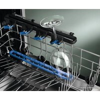 Встраиваемая посудомоечная машина Electrolux EEG48300L