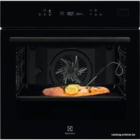 Электрический духовой шкаф Electrolux EOB7S31Z