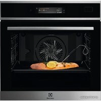 Электрический духовой шкаф Electrolux EOC9P31WX