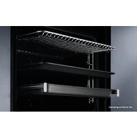 Электрический духовой шкаф Electrolux EOD5C50Z