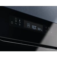 Электрический духовой шкаф Electrolux EOE7C31Z