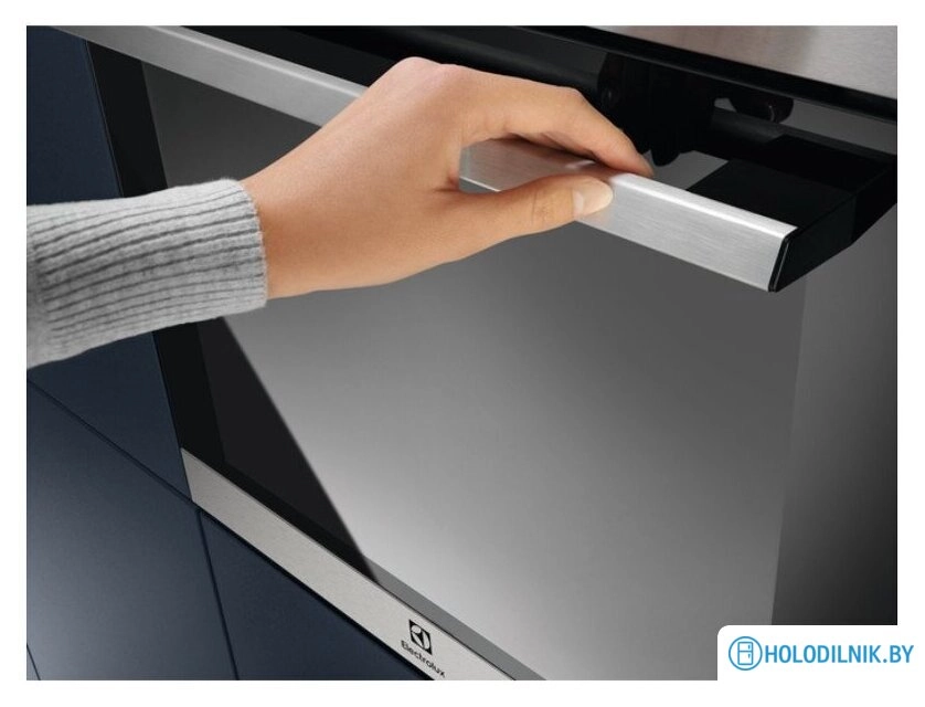 Электрический духовой шкаф Electrolux EOH3H00BX