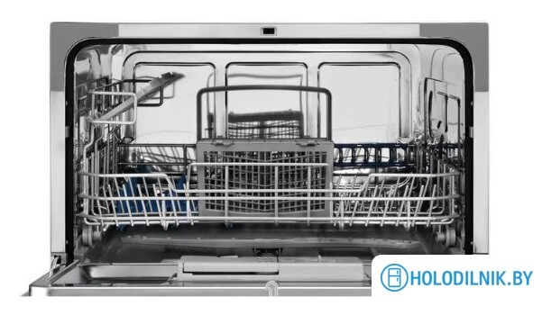 Встраиваемая посудомоечная машина Electrolux ESL2500RO