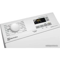 Стиральная машина с вертикальной загрузкой Electrolux EW6TN5261F