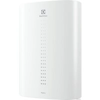 Накопительный электрический водонагреватель Electrolux EWH 30 Regency