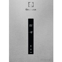 Холодильник Electrolux LNT7ME36X3