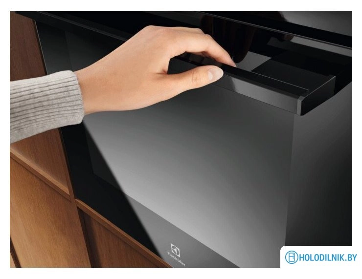 Электрический духовой шкаф Electrolux LOH3H00BK