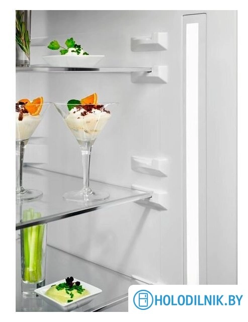 Холодильник Electrolux MultiSpace 800 LNT7ME36K2