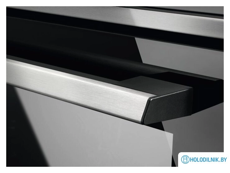 Электрический духовой шкаф Electrolux OED5H70X