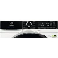 Стиральная машина Electrolux UltraCare 800 EW8FN148BP