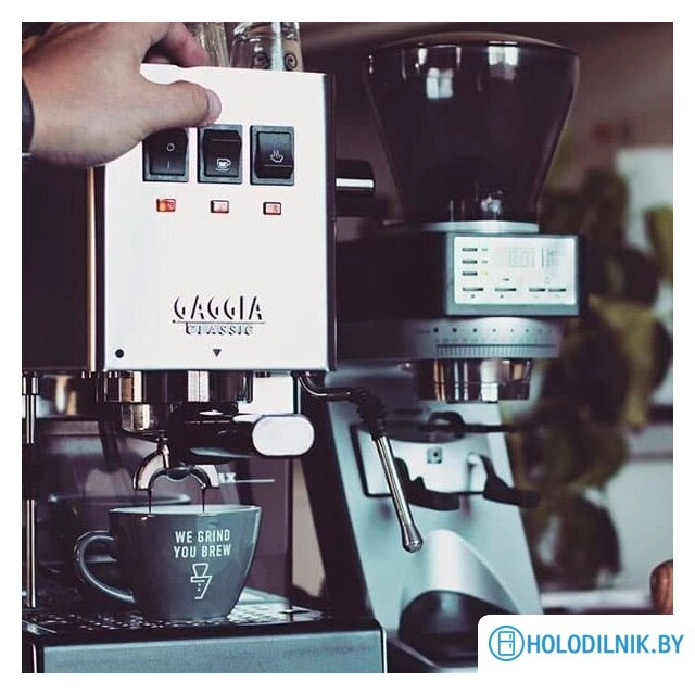 Рожковая кофеварка Gaggia Classic Evo Inox 9481/11
