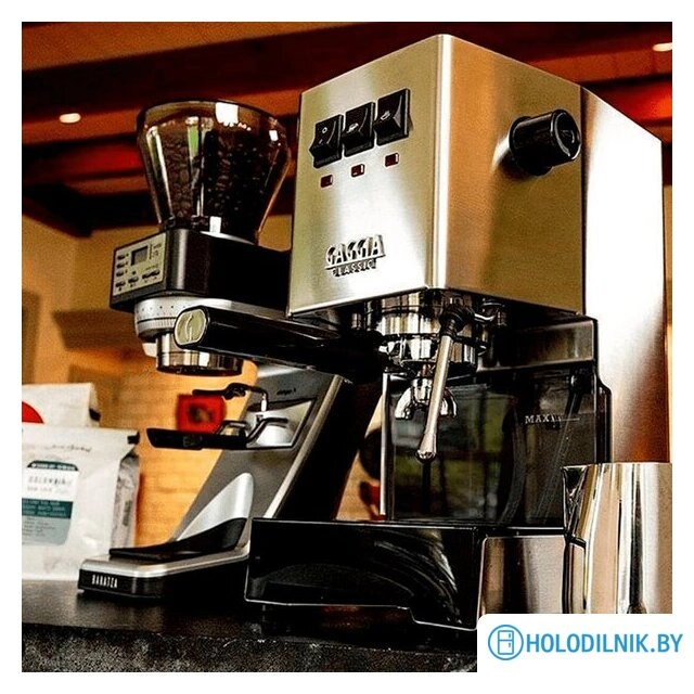 Рожковая кофеварка Gaggia Classic Evo Inox 9481/11