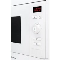 Микроволновая печь Hansa AMM20BEWH