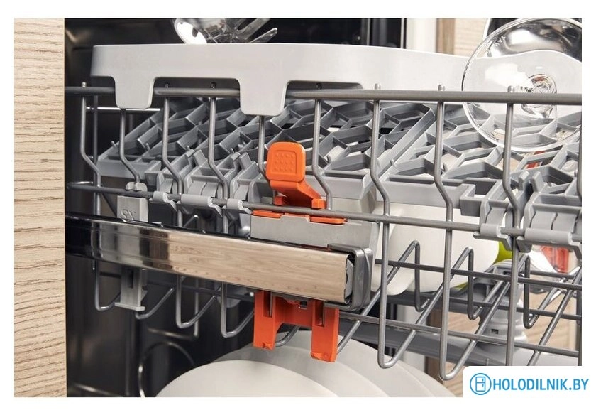 Встраиваемая посудомоечная машина Hotpoint HSIC 3T127 C