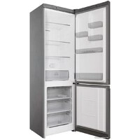 Холодильник Hotpoint HT 4200 S