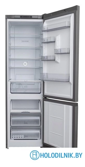 Холодильник Hotpoint HT 5200 C MX