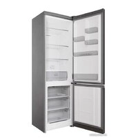 Холодильник Hotpoint HT 5200 MX