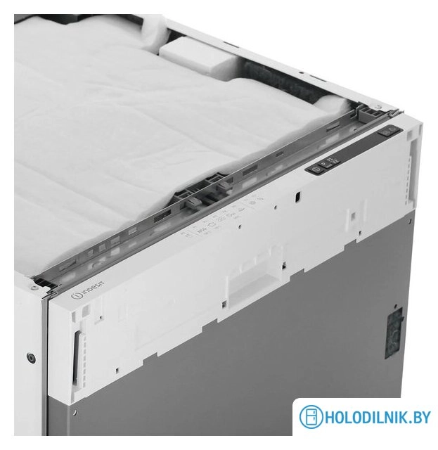 Встраиваемая посудомоечная машина Indesit DI 5C29