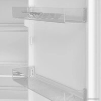 Холодильник Indesit IBH 20