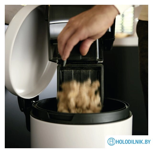 Пылесос Miele Boost CX1 125 Edition (черный обсидиан)