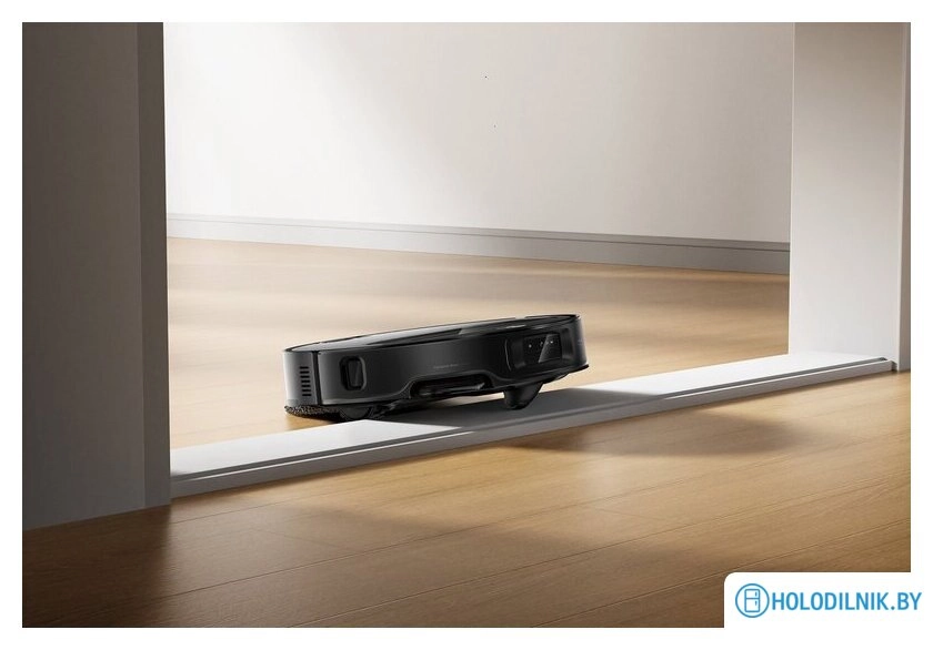 Робот-пылесос Roborock Saros Z70 RRE0R50 (евровилка, с русской озвучкой, черный)