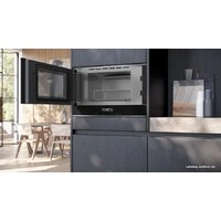 Микроволновая печь Siemens iQ700 BE732L1B1