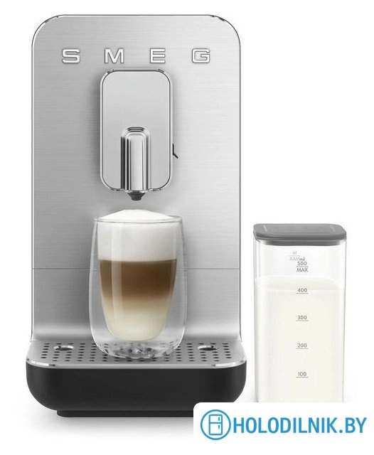 Кофемашина Smeg BCC13BLMEU