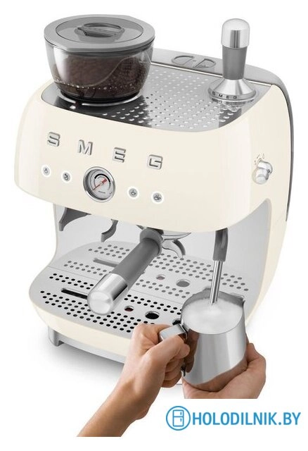 Рожковая кофеварка Smeg EGF03CREU