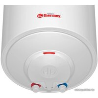 Накопительный электрический водонагреватель Thermex TitaniumHeat 30 V Slim